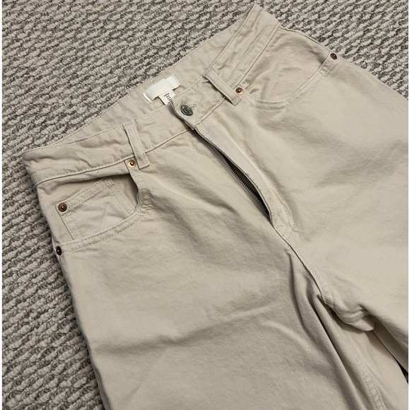 H&M WIDE LEG CREAM JEANS - Picture 3 of 9